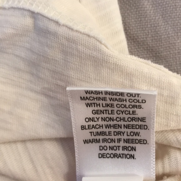 Women’s Top - Picture 10 of 12